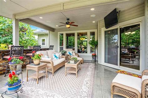 With the best patio heaters you can sit out and enjoy your backyard all evening long, and stay snug without having to pile blankets on. Putting A TV Outside (Outdoor TV Tips) - Designing Idea