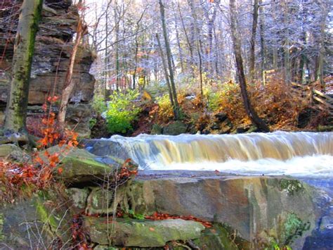 Olmsted Falls Oh Olmsted Falls Park Falls In Autumn Photo Picture
