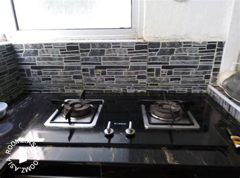 Rent condo fast and secured with zero deposit. Zero Deposit/Year End Sale !!! Medium room for Rent at ...