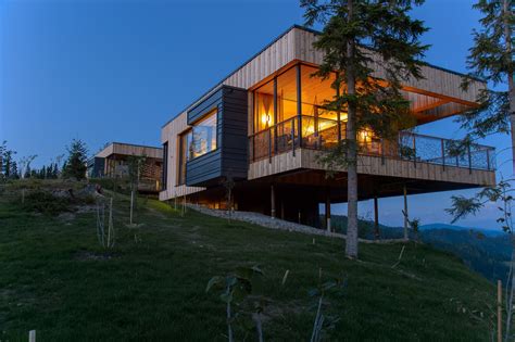 Gallery Of Deluxe Mountain Chalets Viereck Architects 21 Steep