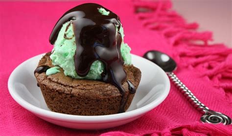 Delightful Nourishment Hot Fudge Mint Brownie Sundaes