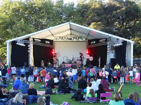 Concert And Festival Stage Hire Stronglite Staging