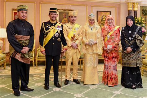 Sultan Of Bruneis Son Weds Bride In Lavish Ceremony Mirror Online