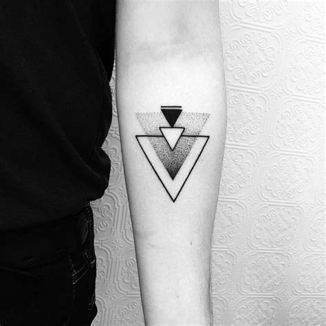 Triangle tattoos can mean wisdom, love, and connection. 204 best Tattoos images on Pinterest | Geometric tattoos ...