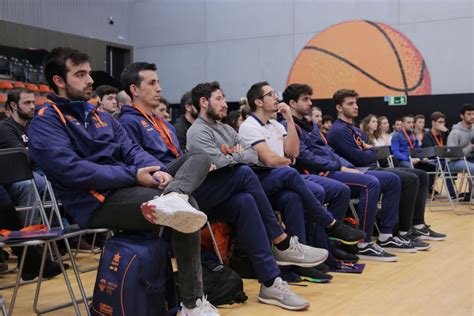 Primera Jornada De La Cátedra De Baloncesto De Lalqueria Del Basket Fbcv