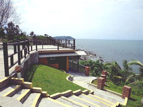 Located in besut, tanjung demong beach resort offers direct access to the beach, a refreshing outdoor pool, as well as barbecue facilities. Tanjung Sutera Resort: A Paradise On A Cliff - JOHOR NOW