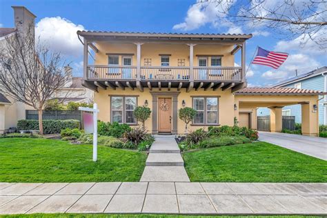 547 Park Haven Dr, Tracy, CA 95377 - 4 Beds | 3/1 Baths (Sold