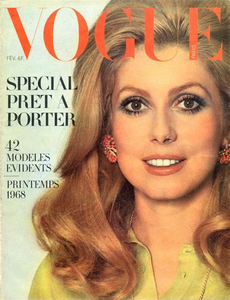 Catherine Deneuve En Couverture De Vogue En 1968 Photo David Bailey