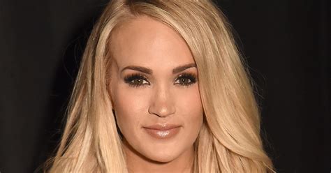 Carrie Underwood Embraces Facial Scar In Ig Selfie