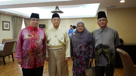 People part of the lgbtq+ community aren't welcomed in the country, malaysia. PERDASAMA: Dimajlis pertunangan Fairuz Dato Sri Matshah ...