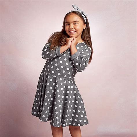 Take A Look At The Back To School Picture Day Event On Zulily Today