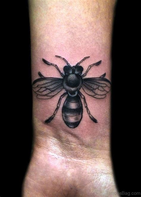 51 Excellent Bee Tattoos On Wrist