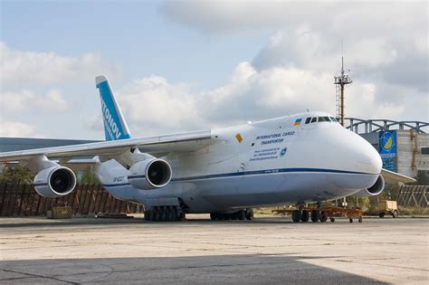 Antonov An 124 Ruslan Pictures Technical Data History Barrie