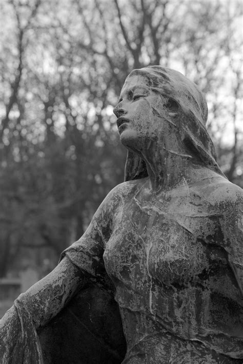 Whitenoten Sculpture Statue Cemetery Art