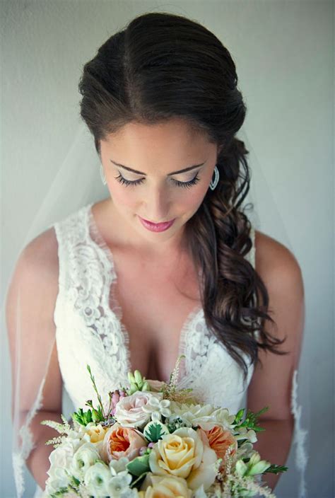 15 Romantic Bridal Hairstyles For The Season Pretty Designs