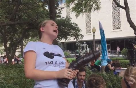 Texas Students Protest New Campus Carry Law By Hoisting