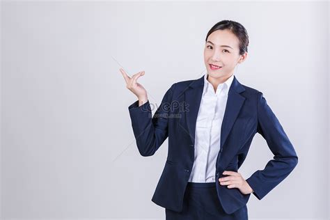 รูปหญิงสาววัยทำงาน Hd ภาพถ่ายหนุ่มสาว นักธุรกิจ สำนักงาน ดาวน์โหลด