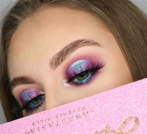 Updated 40 Halo Eye Looks For A Gorgeous Gaze June 2020