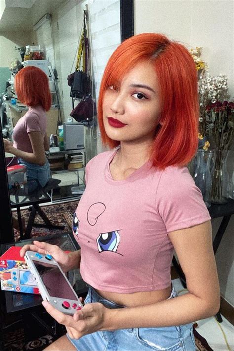 Top Pinay Een Mercado Hot And Sexy Beautiful Asian Game Streamer