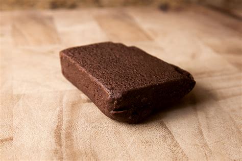 For only 40 calories, it feels like you're getting a much bigger treat. Thin Slim Foods Review | Carbs Without Guilt - Brownie ...