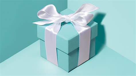how tiffany s iconic box became the world s most popular package