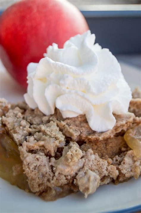 3 Ingredient Apple Spice Dump Cake The Diary Of A Real Housewife