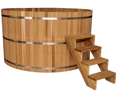 Cedar Wood Luxwel Hot Tubs With Refined Jointsluxwel Hot Tubs And Saunas