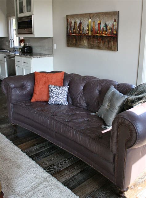 Chalk Painted Microfiber Sofa Transformation The Key To Painting
