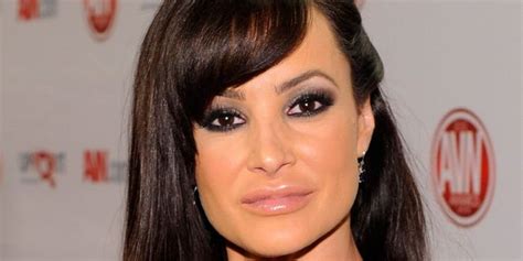Ex Porn Star Lisa Ann Tells Virgin 46 With Micro Penis That Size Doesnt Matter