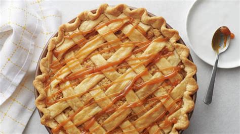 How To Make Caramel Apple Pie Video