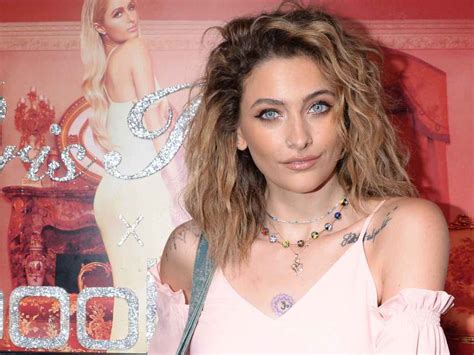 Paris Jackson Wishes Debbie Rowe A Happy Mothers Day With Epic Throwback Photo