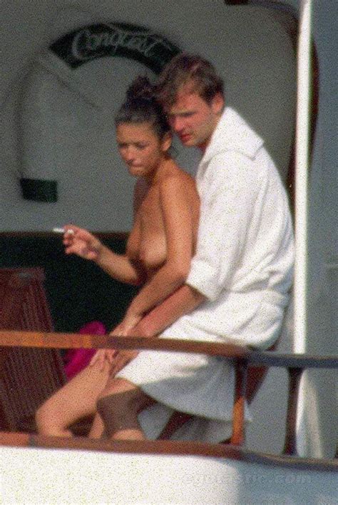Catherine Zeta Jones Nude Photos And Videos Celeb Masta