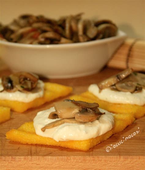 Ricetta Crostini Di Polenta Con Funghi E Crema Al Gorgonzola