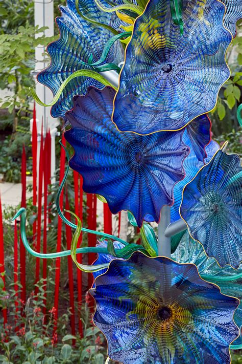 Chihuly Reflections On Nature Chihuly Chihuly Glass Art Sculpture