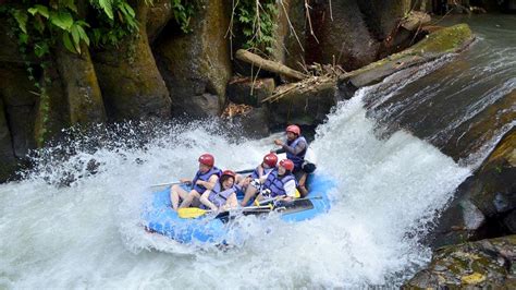 Melangit River Rafting Bali With Extreme Rapid Class Iii Iv