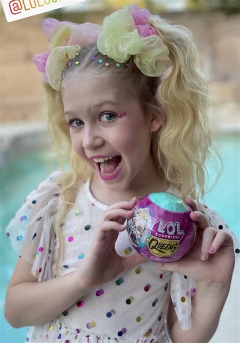 Pin By Xomgpop Goes Fullout On Kinley Cunningham Jojo Siwa Character