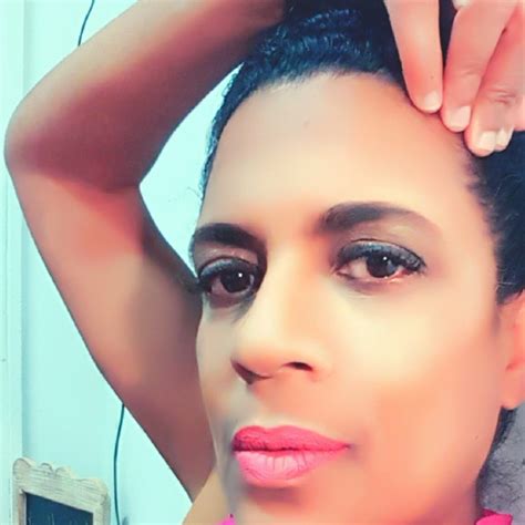 Not so fast Adidas! Kanye West TM & IP - JuLā DuCré Show | Lyssna här