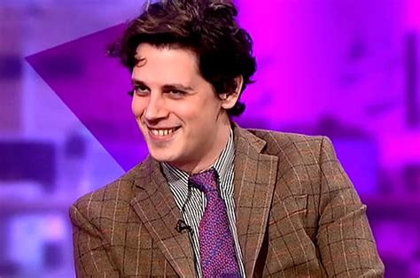 Gamergate S Fickle Hero The Dark Opportunism Of Breitbart S Milo Yiannopoulos