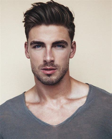 13 Classic Male Hairstyles 2019 Oval Face Hairstyles Hipster Haircut