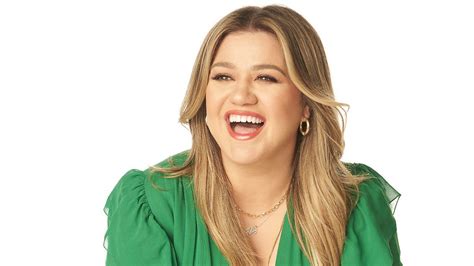 Report The Kelly Clarkson Show Mulling Move To New York Metro Tri