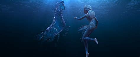 Why Is Elsa Running Into The Ocean In Frozen 2 Popsugar Entertainment