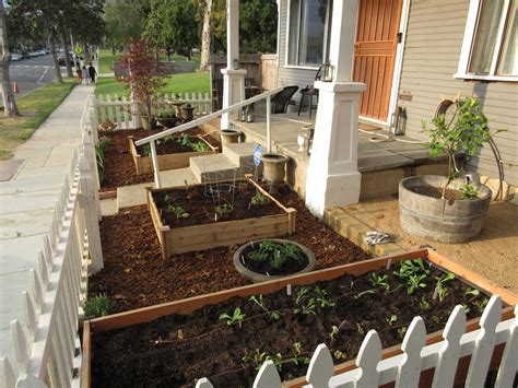 Design Tiny Front Yard Farm Gardenerd