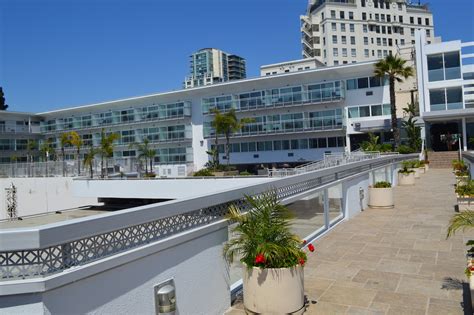 Conveniently located restaurants include donut bar, the taco stand, and the. Holiday Inn Express San Diego Downtown Photos - GoThere ...