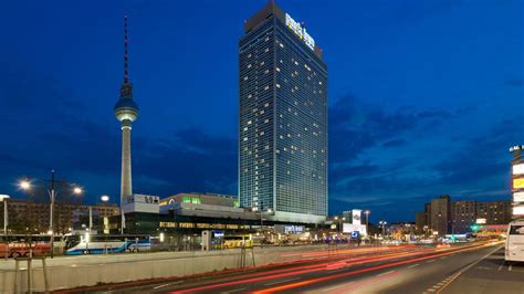 Amazing views top hotel in berlin prime location book your room incl. Park Inn by Radisson Berlin Alexanderplatz (Berlin-Mitte ...