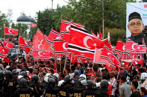 Mendagri Bendera Aceh Masih Terus Dinegosiasikan Strategi Militer