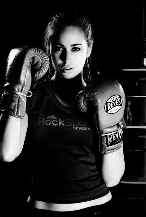 Pin By Lilly On Boxingkick Boxing Girl Power Calorie Burning