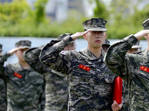 Tottenham S Son Heung Min Enjoyed Tough Military Service Inquirer Sports