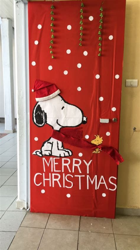 Snoopy Door Christmas Ideas Office Christmas Decorations Christmas