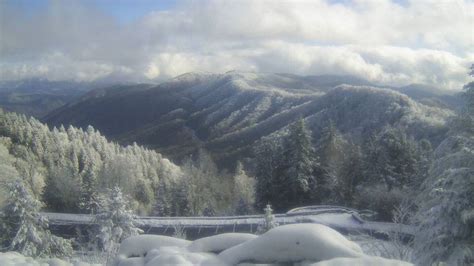 Snow Closes Areas Of Blue Ridge Parkway Smoky Mountains Durham
