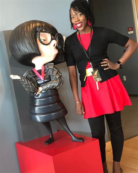 “no Capes” 😆 About That Time I Hung Out With Edna Mode At Pixar